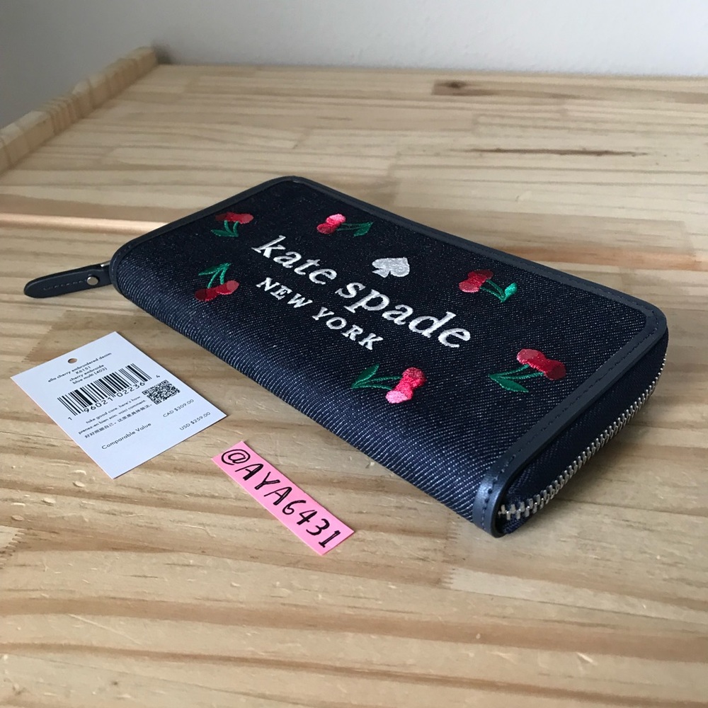 Kate spade wallet🎈🎈